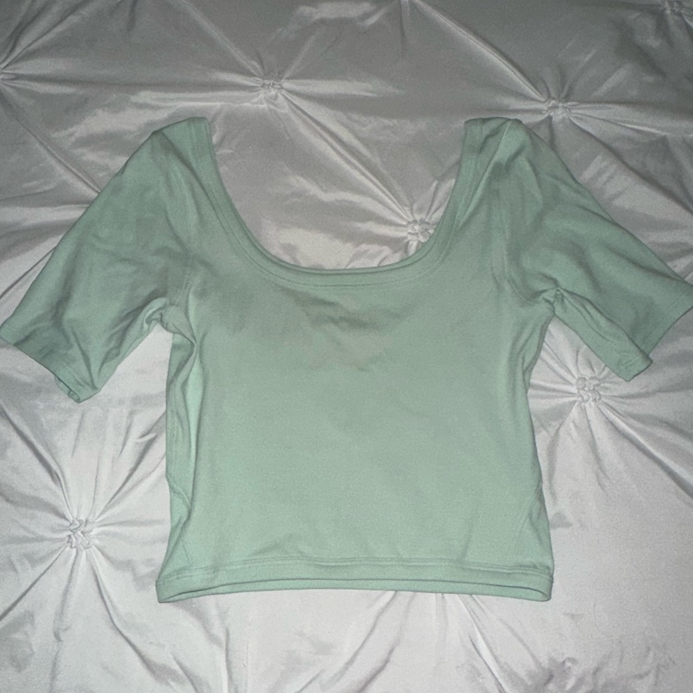 Lululemon Athletica Green t shirt